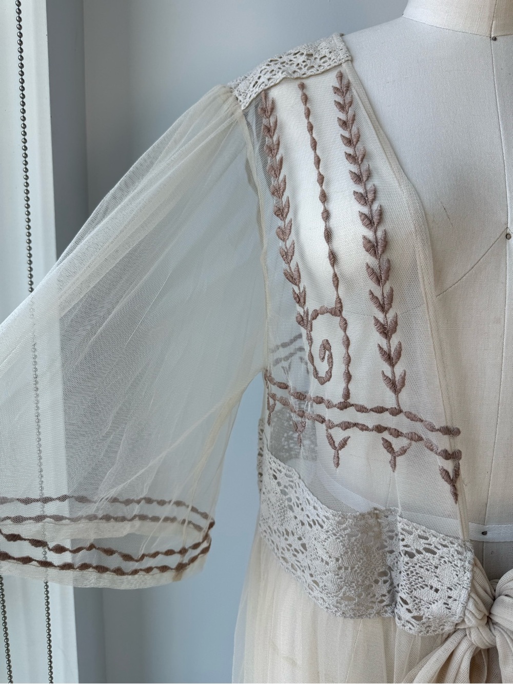 Sheer Embroidered Tie-Waist Robe in Cream - Picture 3 of 6